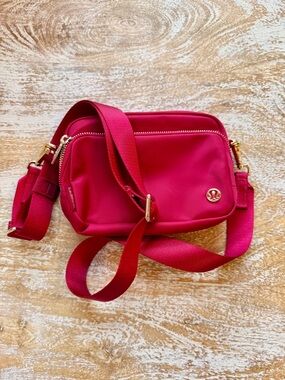 Lululemon Pink Crossbody L2Bag